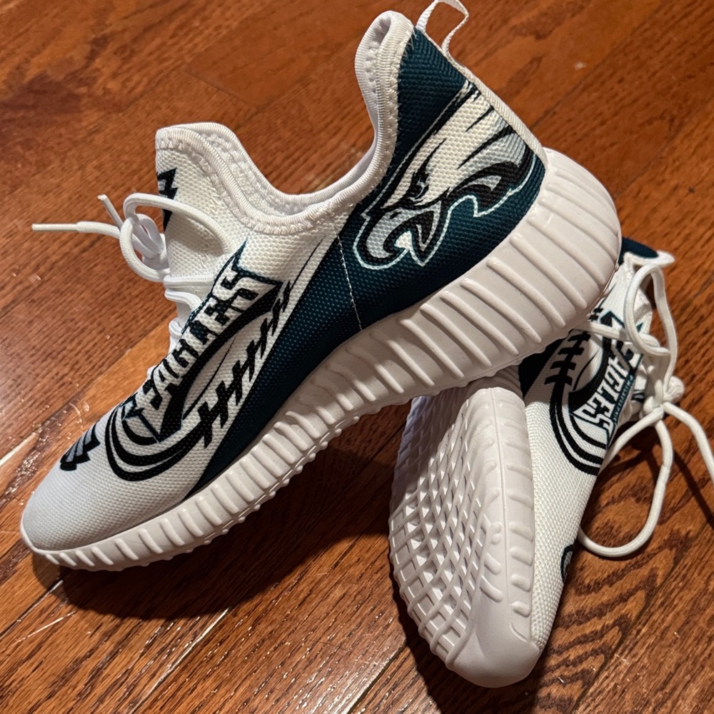 Philadelphia Eagles sneakers men 8.5-9 woman’s 11-11.5 - Picture 8 of 10